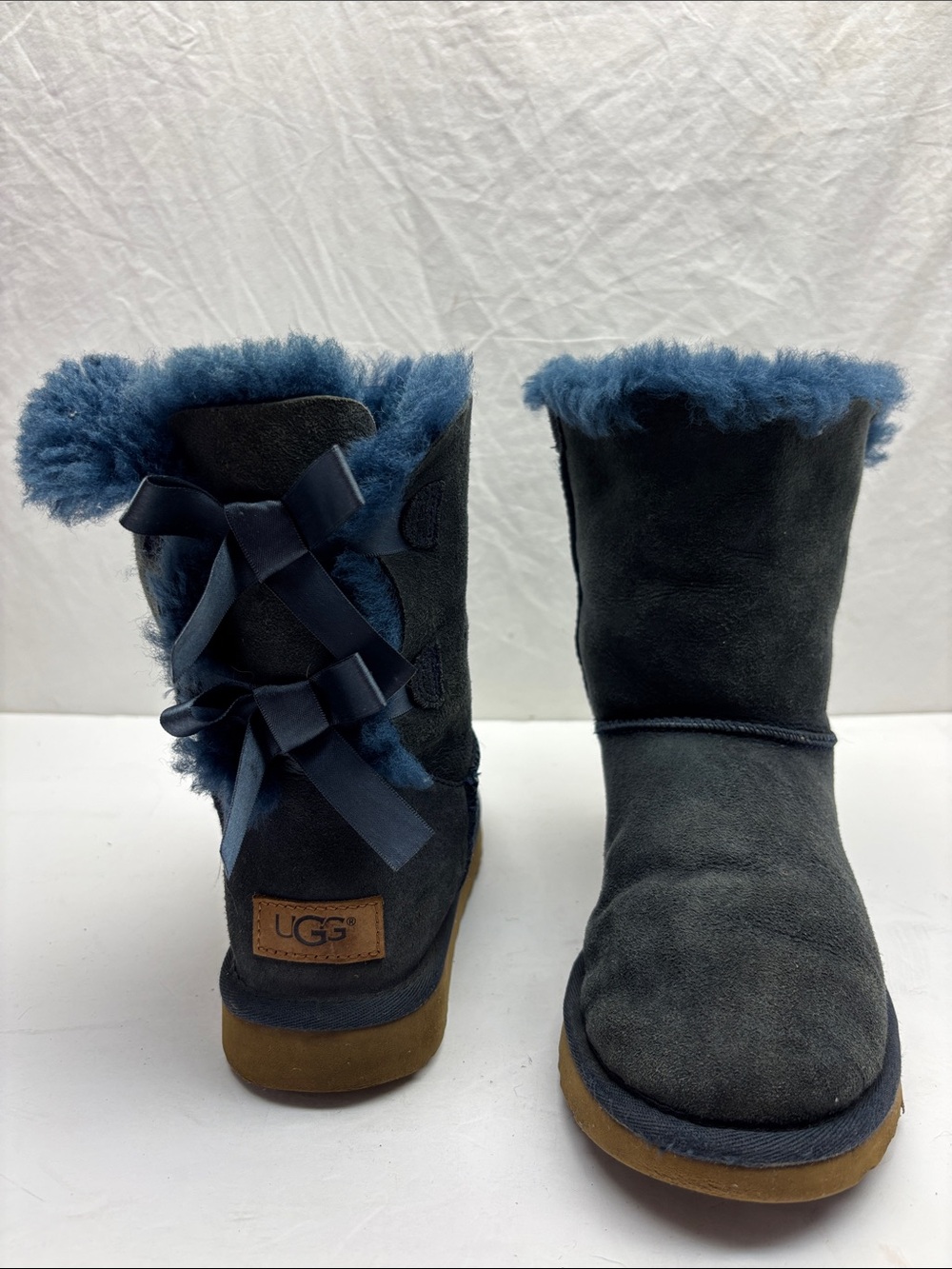 Ugg Bailey Bows Boots for women’s SZ 7, box 55